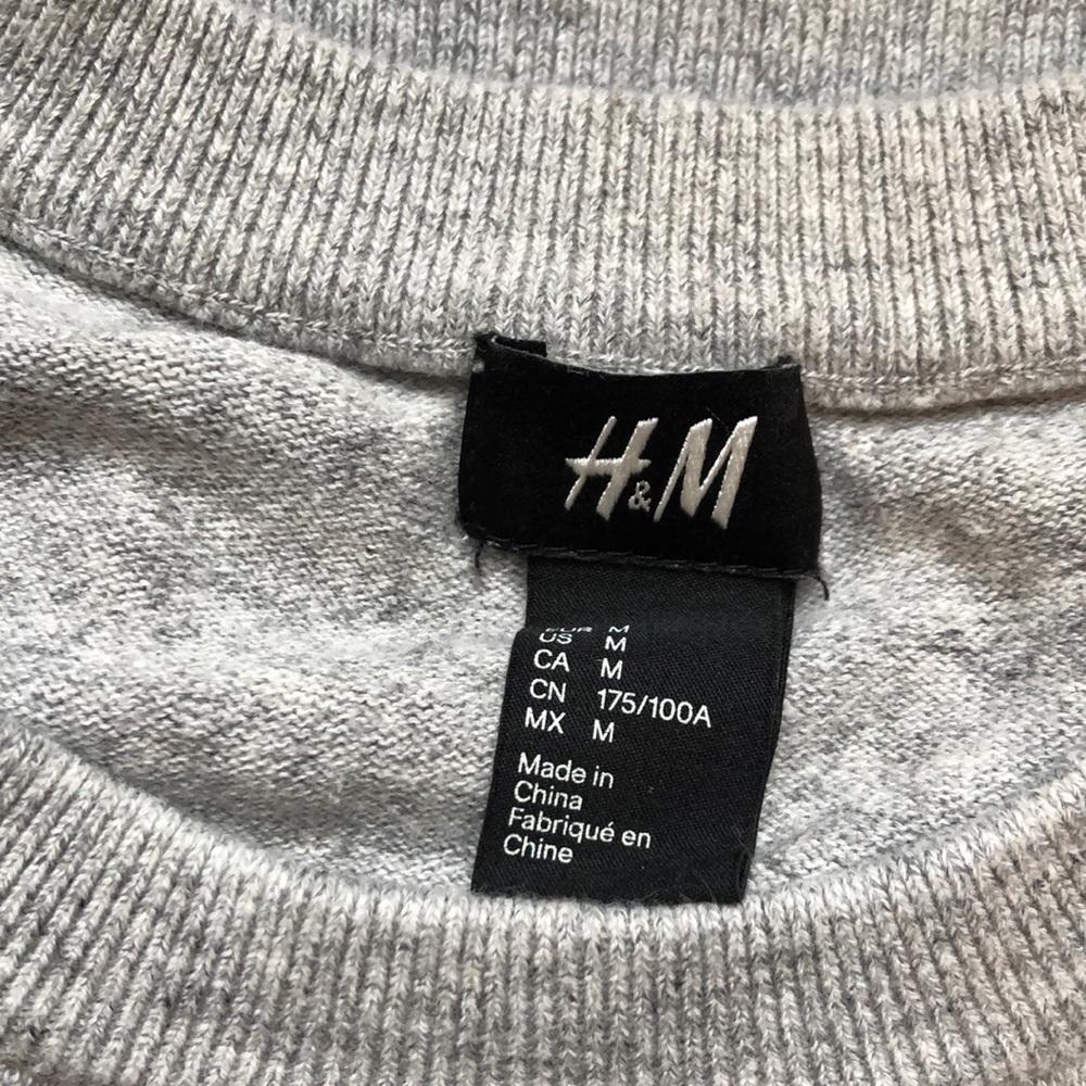 Boys H&M sweater sz medium